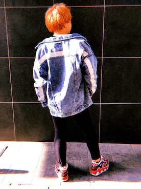 「CASPER JOHN AIVER（キャスパージョンアイバー）のアイテム（デニムジャケット）」を使った、REONさん（メンズ・170cm）の春コーディネート