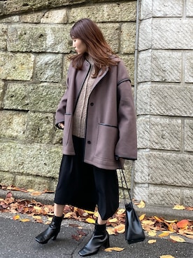 「アイテム（ノーカラーコート、ブラウン系）」を使った、RIHOさん（レディース・160cm）の冬コーディネート