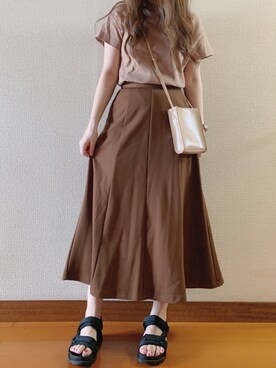 「ブラウン×ブラック」｜「アイテム（サンダル）」を使った、シュガーラブ⑅さん（レディース・157cm）の春コーディネート