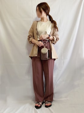 「UNIQLO（ユニクロ）のアイテム（トップス、ベージュ系）」を使った、シュガーラブ⑅さん（レディース・157cm）の春コーディネート