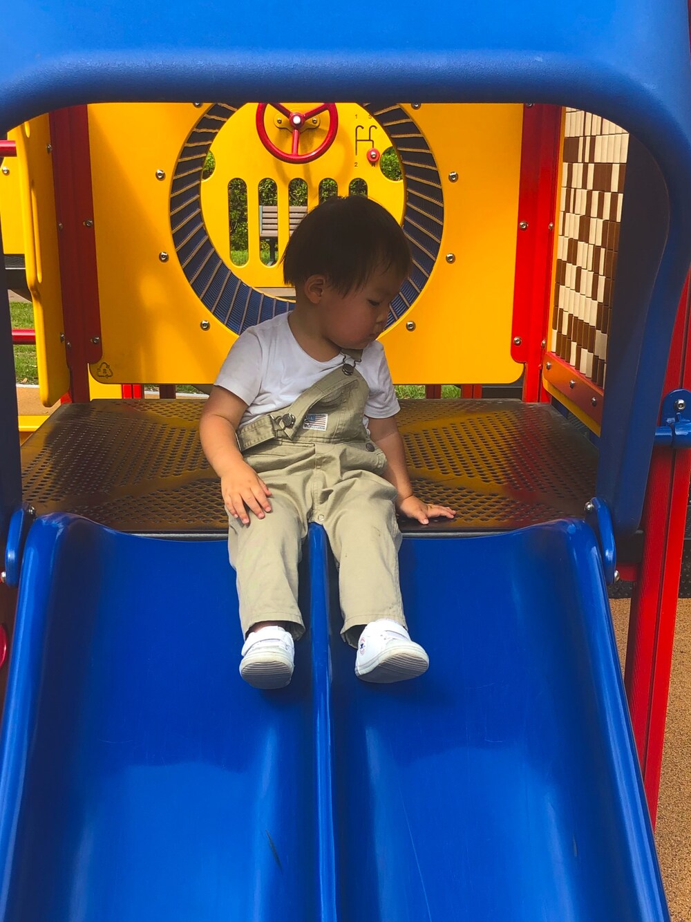 「kids、おとこのこ、秋のコーデ、公園スタイル、出川哲郎スタイル、1歳10ヶ月、もうすぐ2歳」｜「RALPH LAURENのアイテム（オールインワン・サロペット、ベージュ系）」を使った、りんたろさん（キッズ・90cm）の秋コーディネートの1枚目の写真