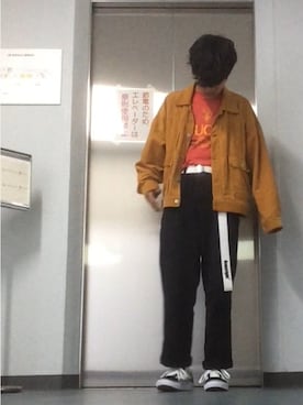 「neonsign」｜「アイテム（その他アウター）」を使った、kokさん（メンズ・166cm）の春コーディネート