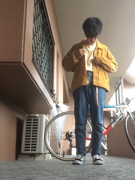 「neonsign」｜「アイテム（その他アウター）」を使った、kokさん（メンズ・166cm）の春コーディネート