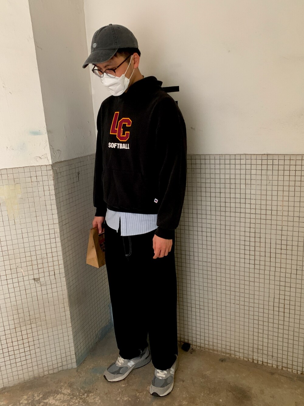 「winter、WINTER STYLE、winter wearing、冬コーデ、冬、冬のコーデ、古着MIX、工裝褲、球鞋、New Balance」｜「UNIQLOのアイテム（シャツ/ブラウス、その他）」を使った、jasonwong112さん（メンズ・180cm）の冬コーディネートの1枚目の写真