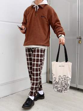 「アイテム（その他トップス、ブラウン系）」を使った、あめさん（メンズ・173cm）の冬コーディネート