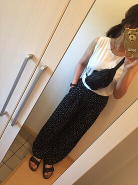 「patagonia（パタゴニア）のPatagonia / ライトウェイト トラベル ヒップパック（ボディバッグ/ウエストポーチ、ブラック系）」を使った、さ きさん（レディース・157cm）の夏コーディネート