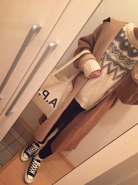 「niko and...（ニコアンド）のアイテム（トップス、ホワイト系）」を使った、さ きさん（レディース・157cm）の冬コーディネート