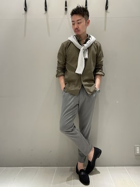 「ダンガリーシャツ」｜「アイテム（スリッポン）」を使った、daiさん（メンズ・180cm）の春コーディネート