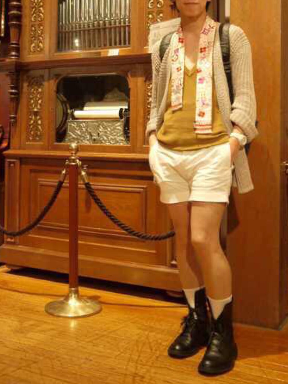 「INCOTEXのアイテム（その他パンツ、ホワイト系）」を使った、Asahi-1926さん（メンズ・171cm）の秋コーディネートの1枚目の写真
