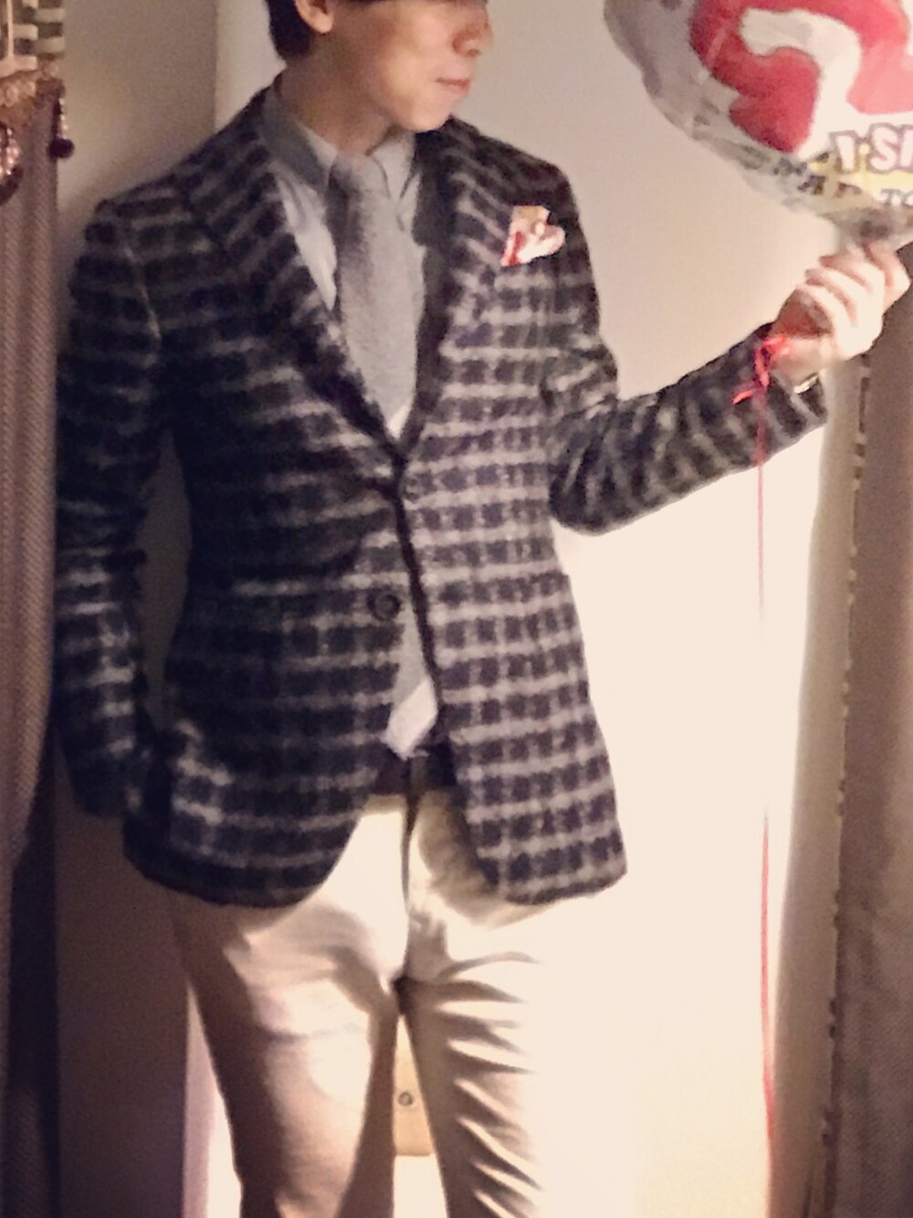 「THE GIGIのアイテム（テーラードジャケット、ブラウン系）」を使った、Asahi-1926さん（メンズ・171cm）の秋コーディネートの1枚目の写真