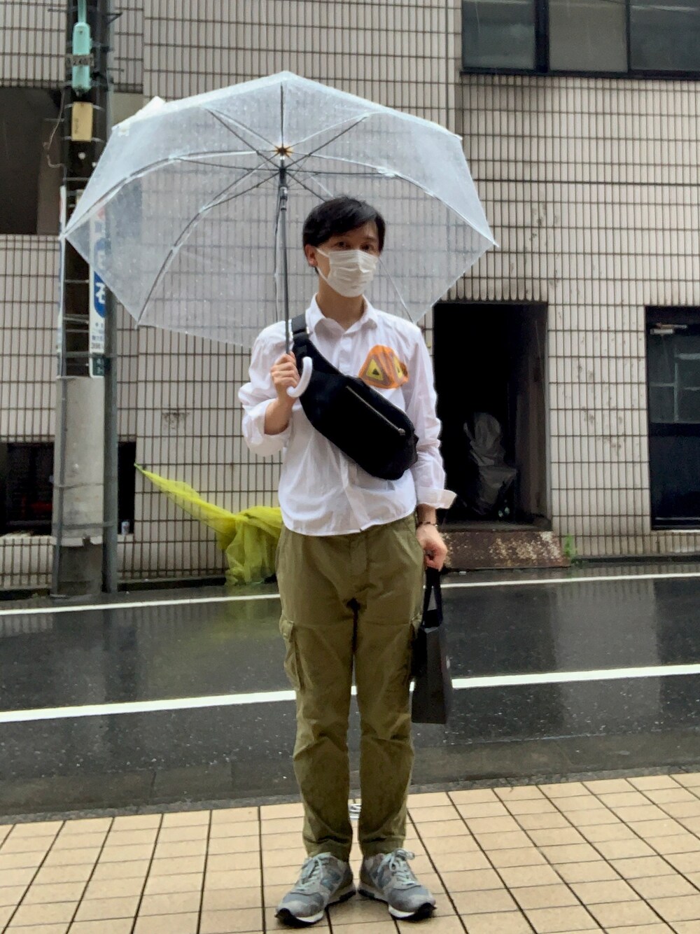 「Burberry Prorsumのアイテム（シャツ/ブラウス、ホワイト系）」を使った、Asahi-1926さん（メンズ・171cm）の夏コーディネートの1枚目の写真
