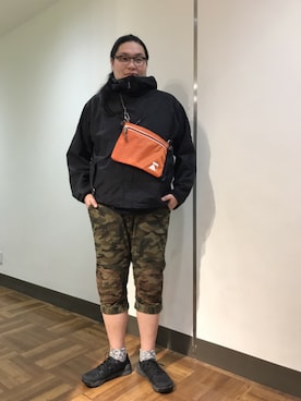 日下部氏さん（メンズ・180cm）の春コーディネート