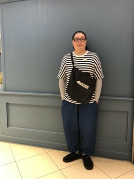 「MANASTASH（マナスタッシュ）のアイテム（バッグ）」を使った、日下部氏さん（メンズ・180cm）の春コーディネート