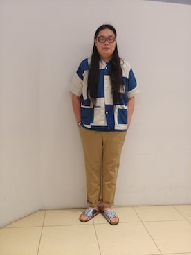 「FUNSET OF ART（ファンセットオブアート）のアイテム」を使った、日下部氏さん（メンズ・180cm）の夏コーディネート