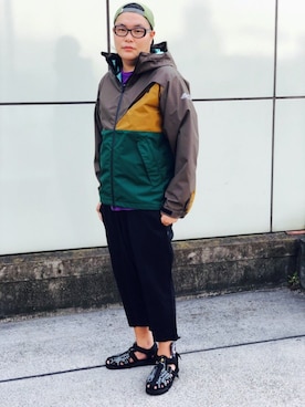 「MANASTASH（マナスタッシュ）のアイテム（ナイロンジャケット）」を使った、日下部氏さん（メンズ・180cm）の夏コーディネート
