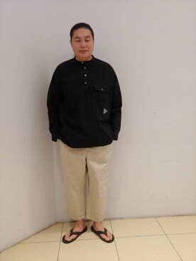 「and wander」｜日下部氏さん（メンズ・180cm）の夏コーディネート