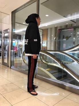 「WILD THINGS（ワイルドシングス）のアイテム（パーカー）」を使った、日下部氏さん（メンズ・180cm）の秋コーディネート