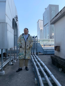 「and wander（アンドワンダー）のアイテム（その他アウター）」を使った、日下部氏さん（メンズ・180cm）の春コーディネート