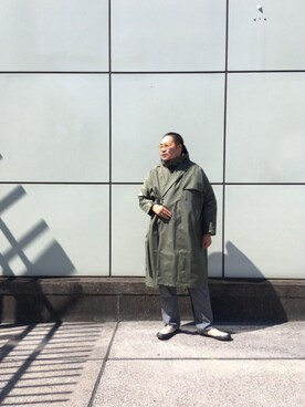 「F/CE. （エフシーイー）のアイテム（ステンカラーコート）」を使った、日下部氏さん（メンズ・180cm）の秋コーディネート