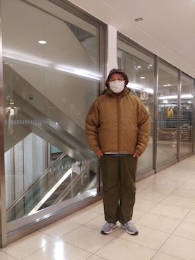 「BEYOND（ビヨンド）のアイテム（ブルゾン）」を使った、日下部氏さん（メンズ・180cm）の秋コーディネート