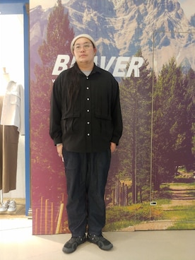 「TIGRE BROCANTE（ティグルブロカンテ）のアイテム（パンツ）」を使った、日下部氏さん（メンズ・180cm）の春コーディネート