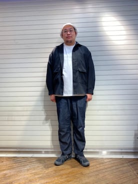 「TIGRE BROCANTE（ティグルブロカンテ）のアイテム（パンツ）」を使った、日下部氏さん（メンズ・180cm）の春コーディネート