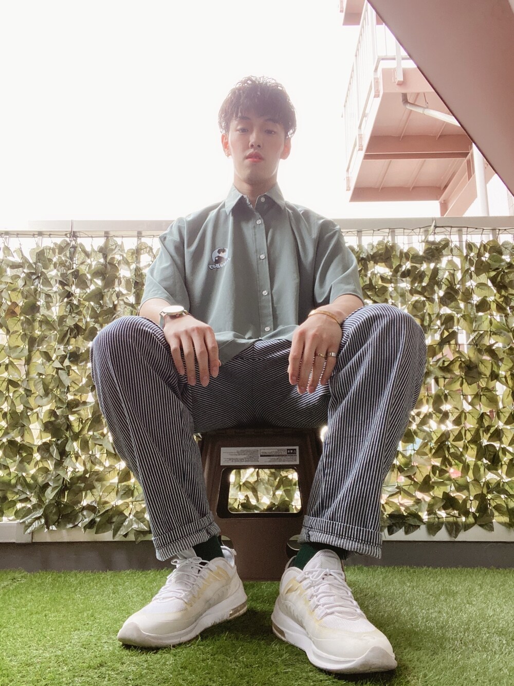 「ワイドパンツ、今日のコーデ、夏コーデ、ラクチンコーデ、ストリート、おしゃれさんと繋がりたい、古着好きな人と繋がりたい、NIKE、シンプルコーデ」｜「WEGOのアイテム（シャツ/ブラウス、グリーン系）」を使った、nagitoさん（メンズ・183cm）の夏コーディネートの1枚目の写真