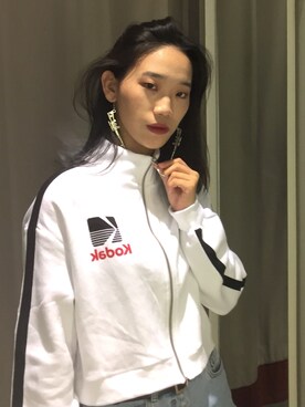 「H&M（エイチ・アンド・エム）のアイテム（ジャージ）」を使った、ROXANNEさん（レディース・165cm）の夏コーディネート