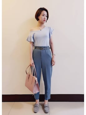 「blue」｜「アイテム（スラックス）」を使った、Gemmaさん（レディース・156cm）の夏コーディネート