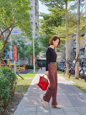「通勤穿搭」｜「アイテム（スラックス）」を使った、Gemmaさん（レディース・157cm）の冬コーディネート