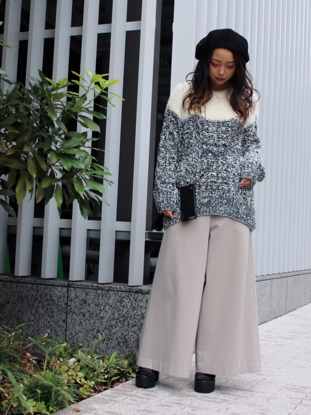 「ハンパない、秋のコーデ、ニット、styling、オトナカジュアル、シンプルコーデ、秋、ワイドパンツ、ootd、キレイめ」｜「styling/のChenille cable pullover（ニット/セーター、ホワイト系）」を使った、runaさん（レディース・159cm）の秋コーディネートの1枚目の写真