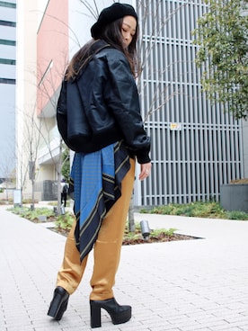 「MIHARAYASUHIRO（ミハラヤスヒロ）のアイテム（MA-1）」を使った、runaさん（レディース・159cm）の冬コーディネート