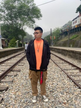 「oversize」｜「アイテム（マウンテンパーカー）」を使った、Wilson🇹🇼さん（メンズ・177cm）の春コーディネート