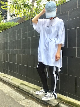 Hikaru Shimizuさん（レディース・165cm）の夏コーディネート