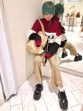 「Chica（チカ）のアイテム」を使った、Hikaru Shimizuさん（レディース・165cm）の秋コーディネート
