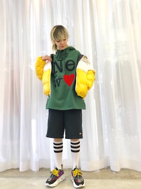 「Chica（チカ）のアイテム（ジャケット/アウター）」を使った、Hikaru Shimizuさん（レディース・165cm）の冬コーディネート