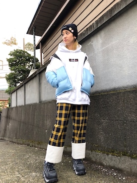 「Chica（チカ）のアイテム」を使った、Hikaru Shimizuさん（レディース・165cm）の冬コーディネート