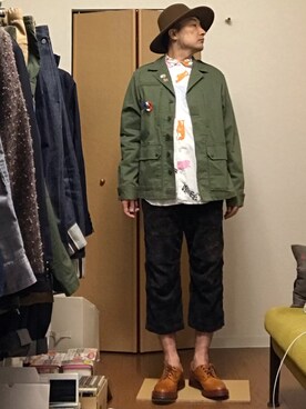 「MR.GENTLEMAN（ミスタージェントルマン）のアイテム（ミリタリージャケット）」を使った、ikutaroさん（メンズ・177cm）の秋コーディネート