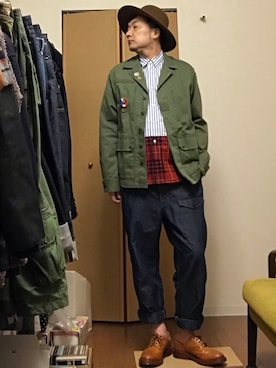 「MR.GENTLEMAN（ミスタージェントルマン）のアイテム（ミリタリージャケット）」を使った、ikutaroさん（メンズ・177cm）の秋コーディネート