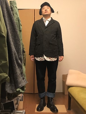 「TENDER（テンダー）のアイテム（パンツ）」を使った、ikutaroさん（メンズ・177cm）の冬コーディネート