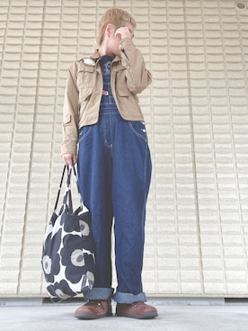 「RAINBOW（レインボー）のアイテム」を使った、miccco.さん（レディース・157cm）の冬コーディネート