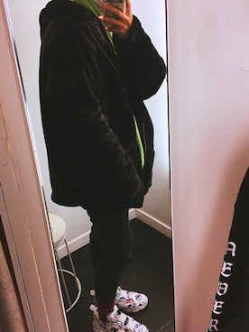「vetements」｜「アイテム（その他アウター）」を使った、t☺︎☺︎kさん（メンズ・168cm）の冬コーディネート