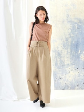 「Factor=（ファクターイコール）のアイテム（パンツ）」を使った、Factor= modelさん（レディース・162cm）の夏コーディネート