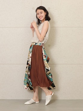 「Factor=（ファクターイコール）のアイテム（スカート）」を使った、Factor= modelさん（レディース・162cm）の夏コーディネート