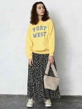 「Factor=（ファクターイコール）のアイテム（スカート）」を使った、Factor= modelさん（レディース・160cm）の秋コーディネート