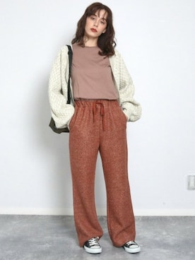 「Factor=（ファクターイコール）のアイテム（パンツ）」を使った、Factor= modelさん（レディース・160cm）の冬コーディネート