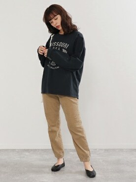 「Factor=（ファクターイコール）のアイテム（トップス）」を使った、Factor= modelさん（レディース・160cm）の春コーディネート