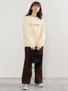 「Factor=（ファクターイコール）のアイテム（バッグ）」を使った、Factor= modelさん（レディース・160cm）の春コーディネート