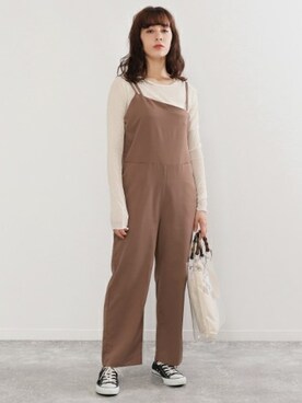 「Factor=（ファクターイコール）のアイテム（オールインワン・サロペット）」を使った、Factor= modelさん（レディース・160cm）の冬コーディネート
