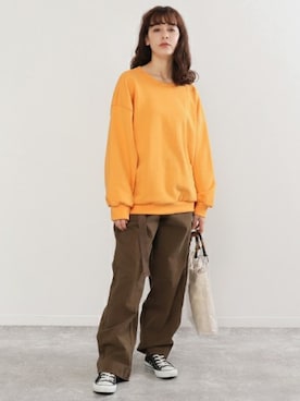 「Factor=（ファクターイコール）のアイテム（バッグ）」を使った、Factor= modelさん（レディース・160cm）の春コーディネート